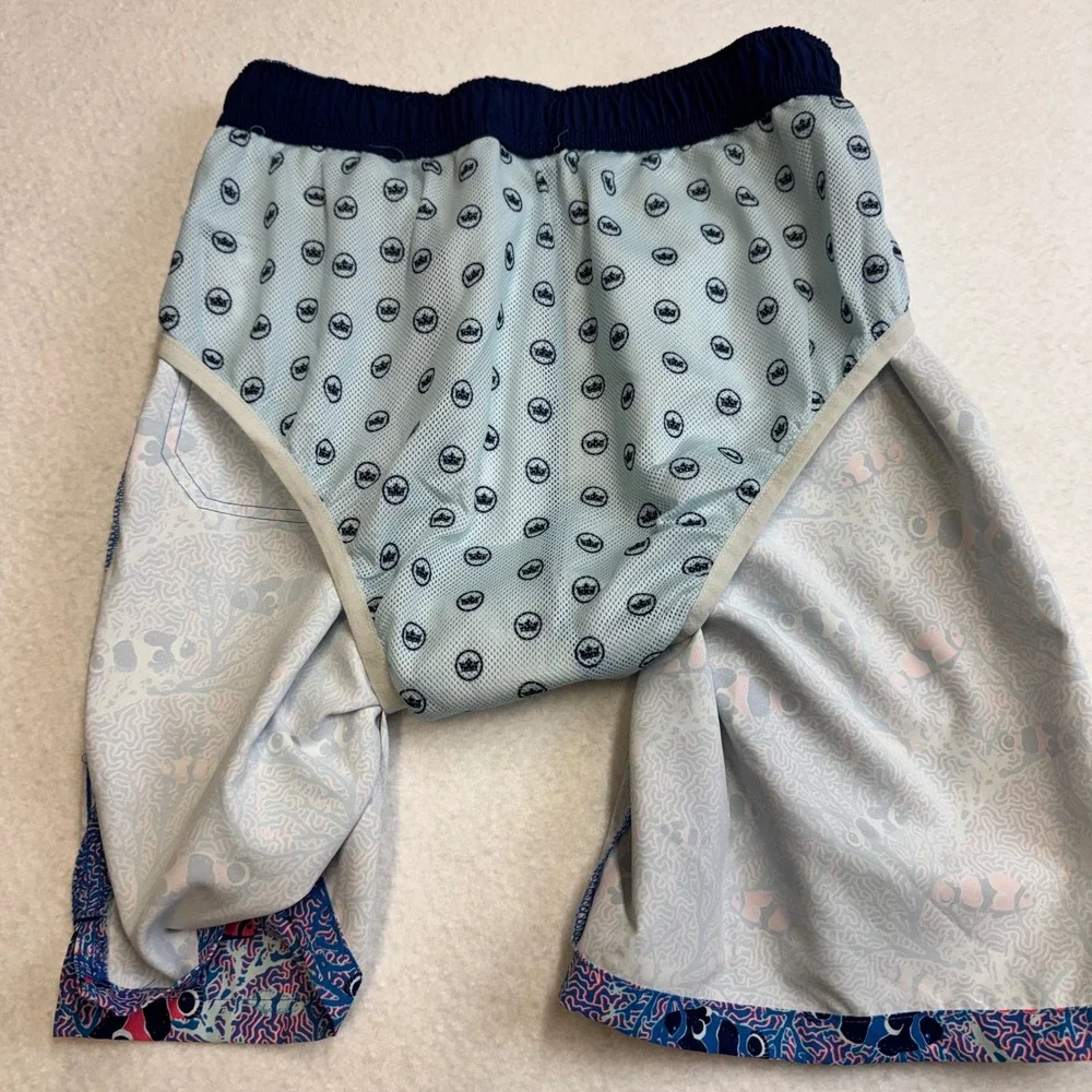 Peter Millar Swim Trunks Mens Small Blue Pink‎ Clownfish Coral Seaside Excellent